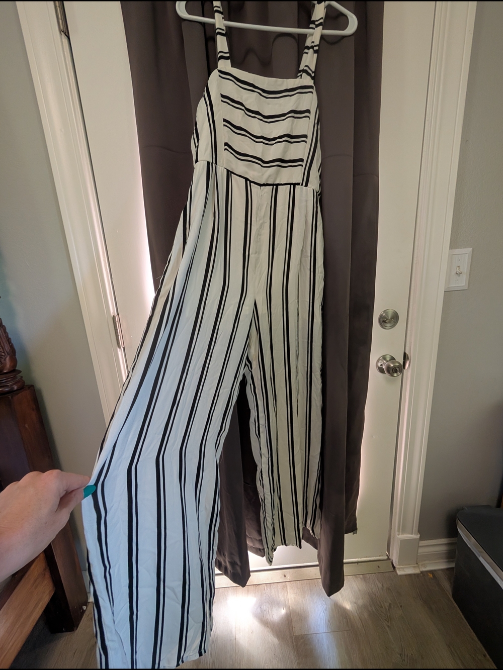 Women's Medium Striped Black & White Wide-Leg Jumpsuit NWT